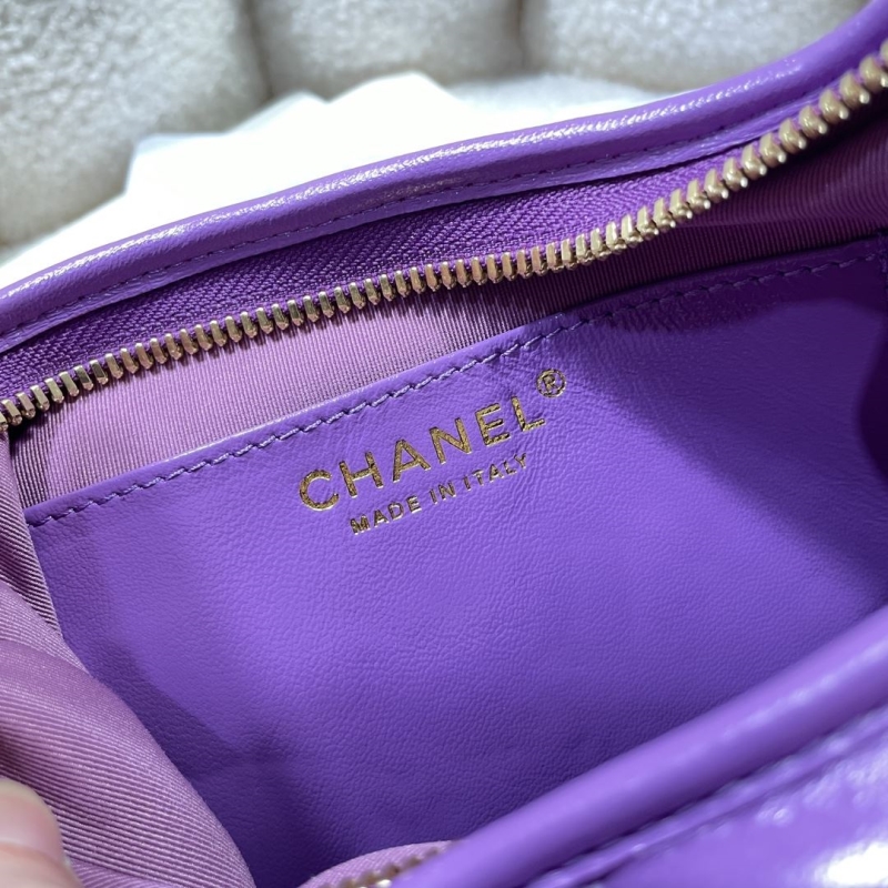 Ch**el hobo bags
